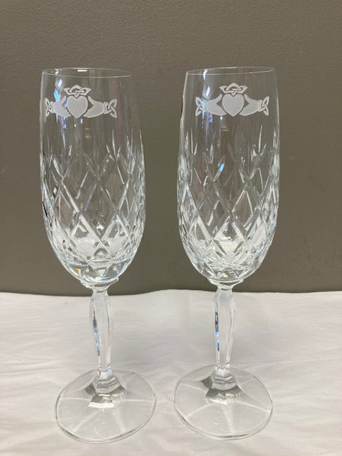 Derry Crystal Claddagh Flutes, Pair