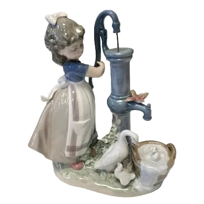 Lladro Nina de Verano Summer on the Farm