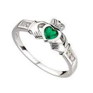 Solvar Sterling Silver Emerald Claddagh Ring