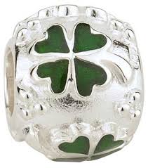 Solvar Shamrock Bead